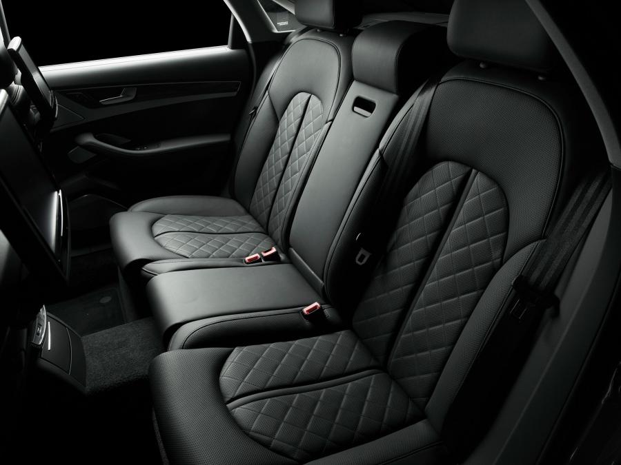 Интерьер Audi S8 (D4) 2014 года  (AU) (фото 20 из 28)